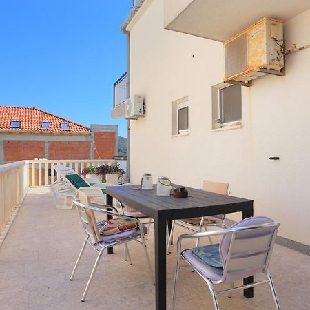 Apartments By The Sea Businci, Ciovo - 9450 Trogir Extérieur photo