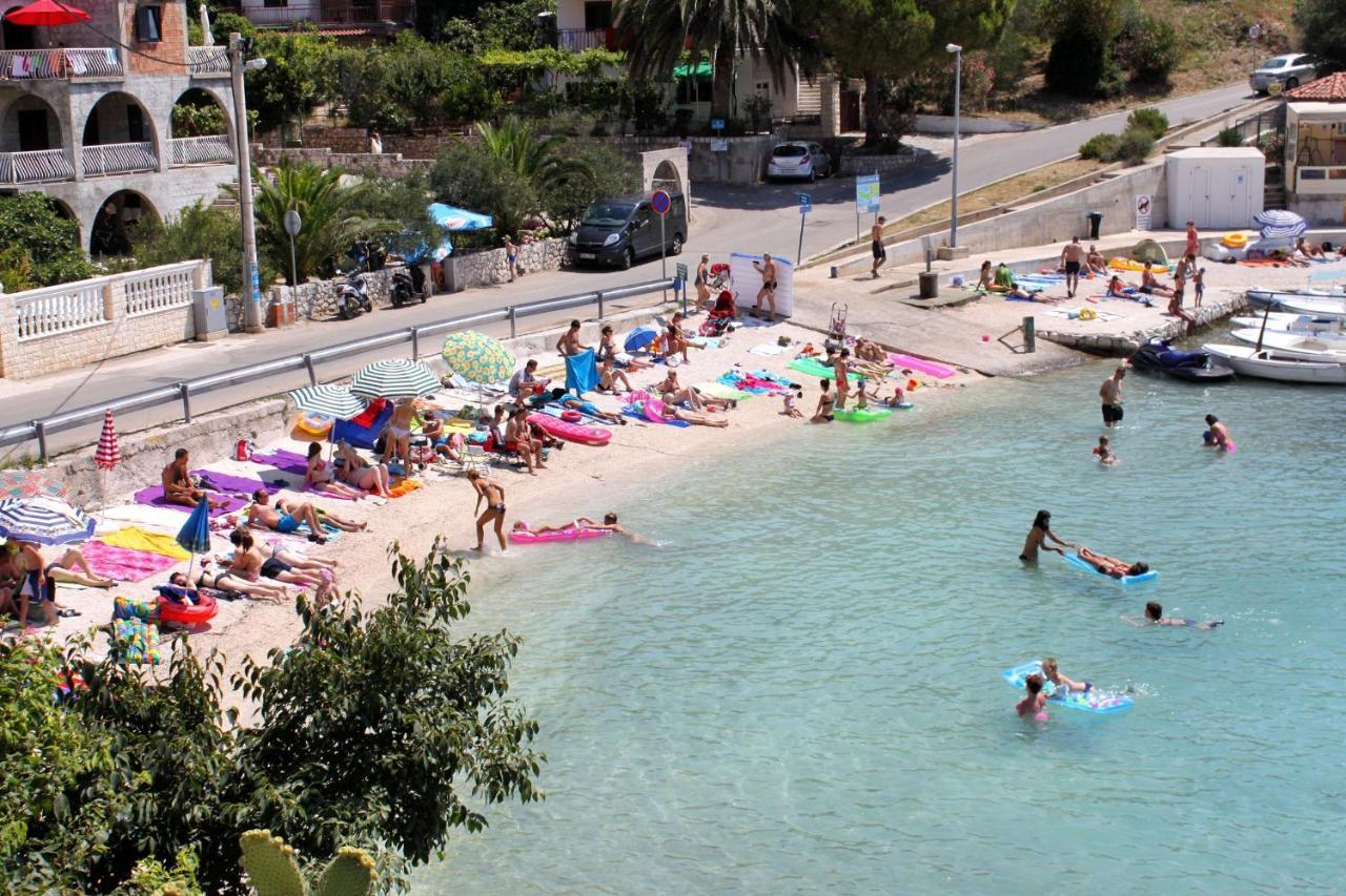 Apartments By The Sea Businci, Ciovo - 9450 Trogir Extérieur photo