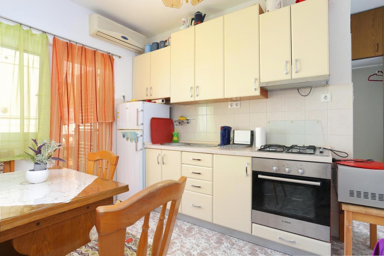 Apartments By The Sea Businci, Ciovo - 9450 Trogir Extérieur photo