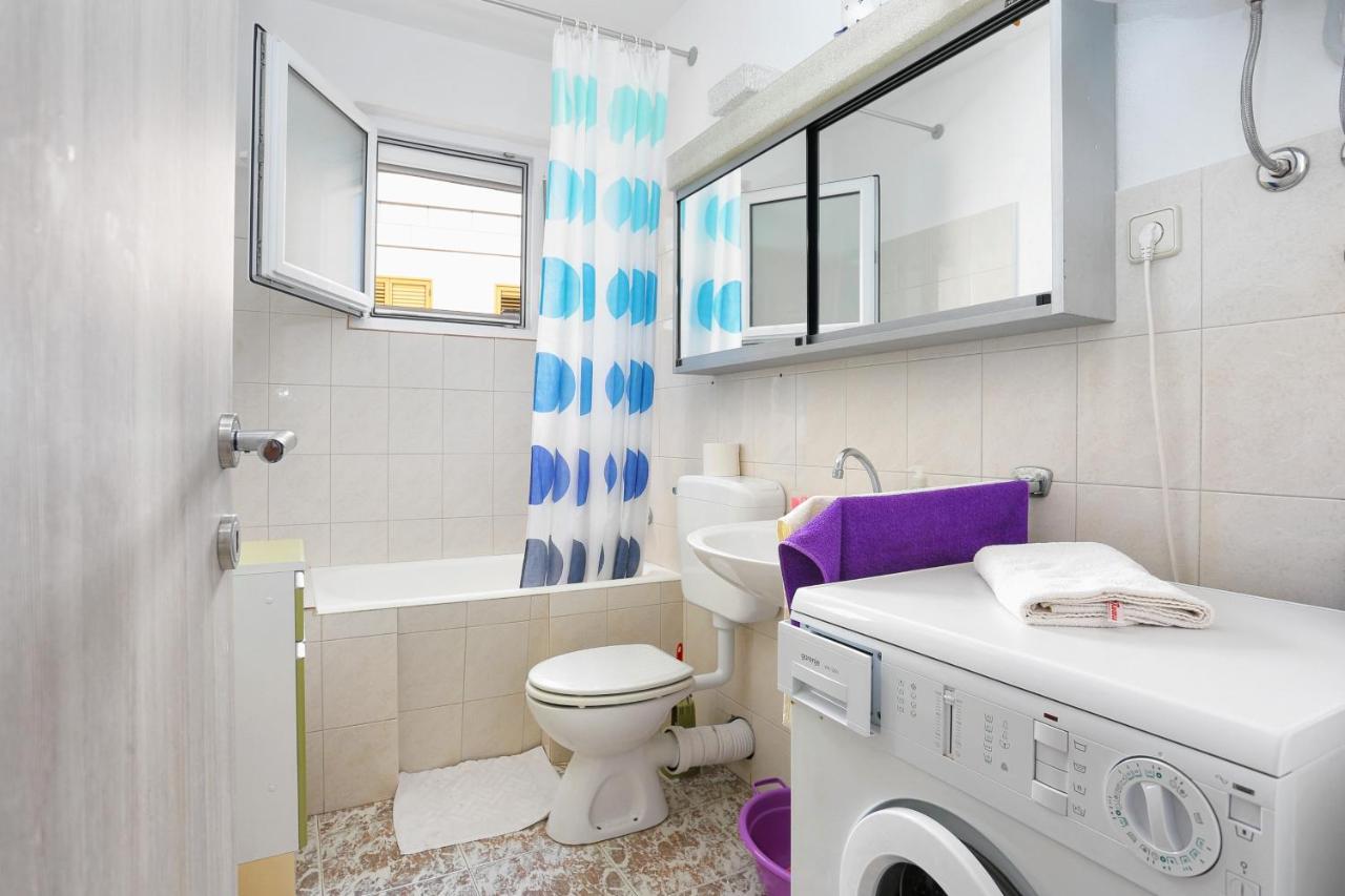 Apartments By The Sea Businci, Ciovo - 9450 Trogir Extérieur photo