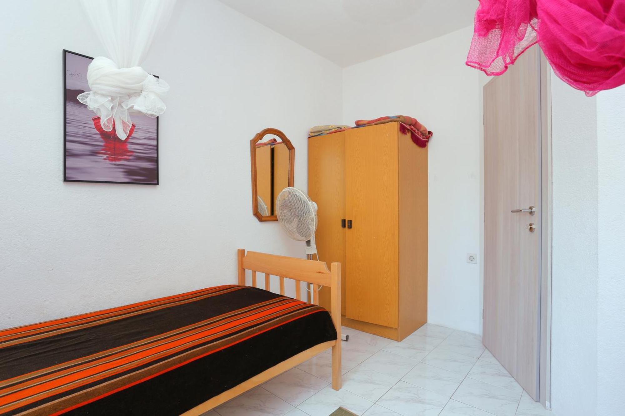 Apartments By The Sea Businci, Ciovo - 9450 Trogir Chambre photo